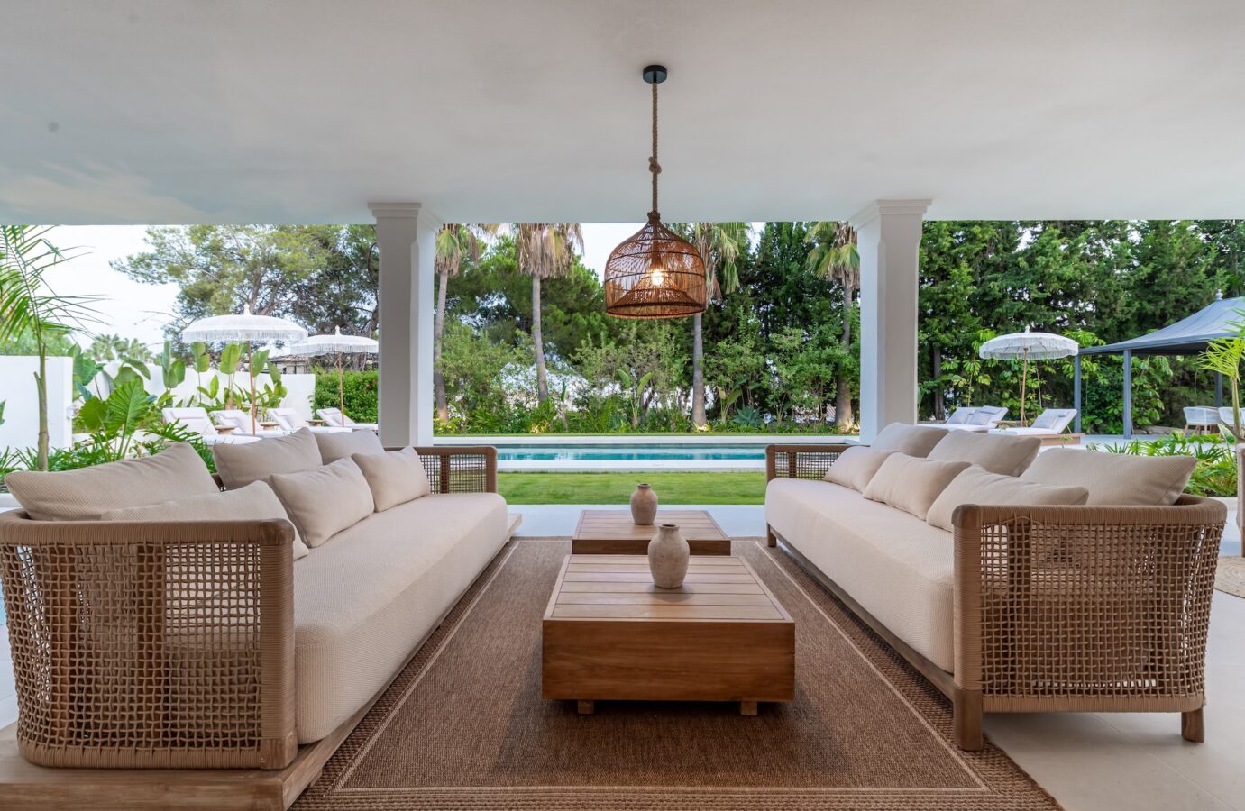 FOR SALE 🏷️ | Andalusian-Inspired Villa near Atalaya Golf ⛳ | Estepona East 🌅