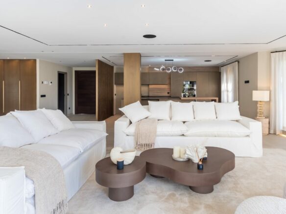 FOR SALE 🏷️ | Andalusian-Inspired Villa near Atalaya Golf ⛳ | Estepona East 🌅