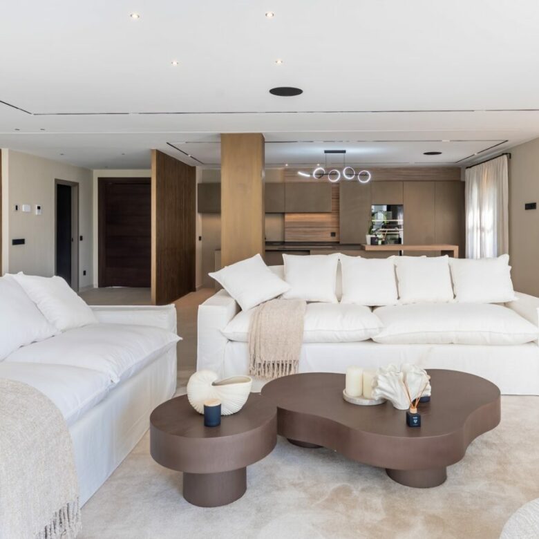 FOR SALE 🏷️ | Andalusian-Inspired Villa near Atalaya Golf ⛳ | Estepona East 🌅