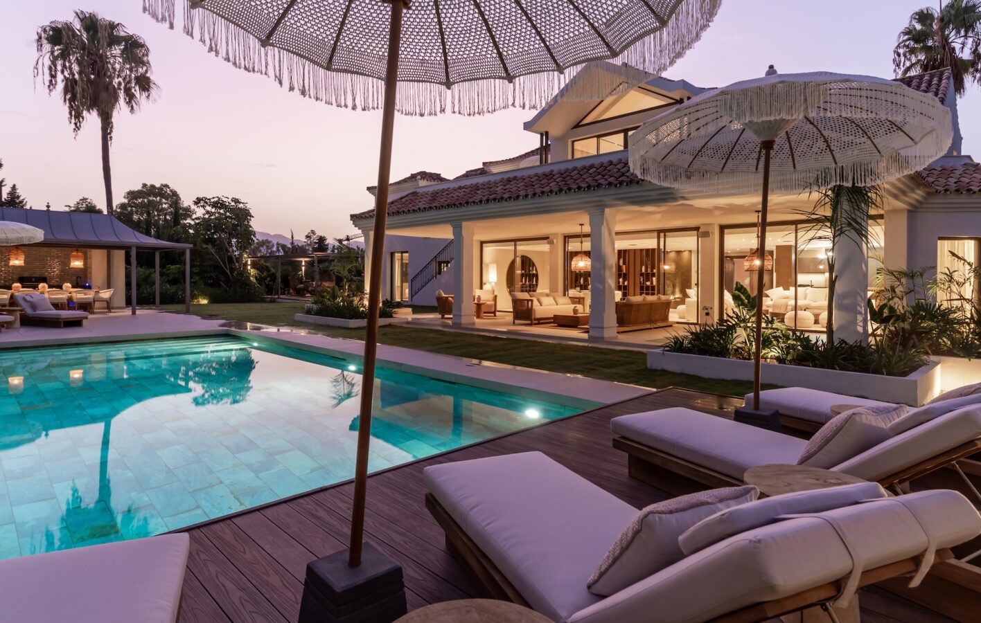 FOR SALE 🏷️ | Andalusian-Inspired Villa near Atalaya Golf ⛳ | Estepona East 🌅