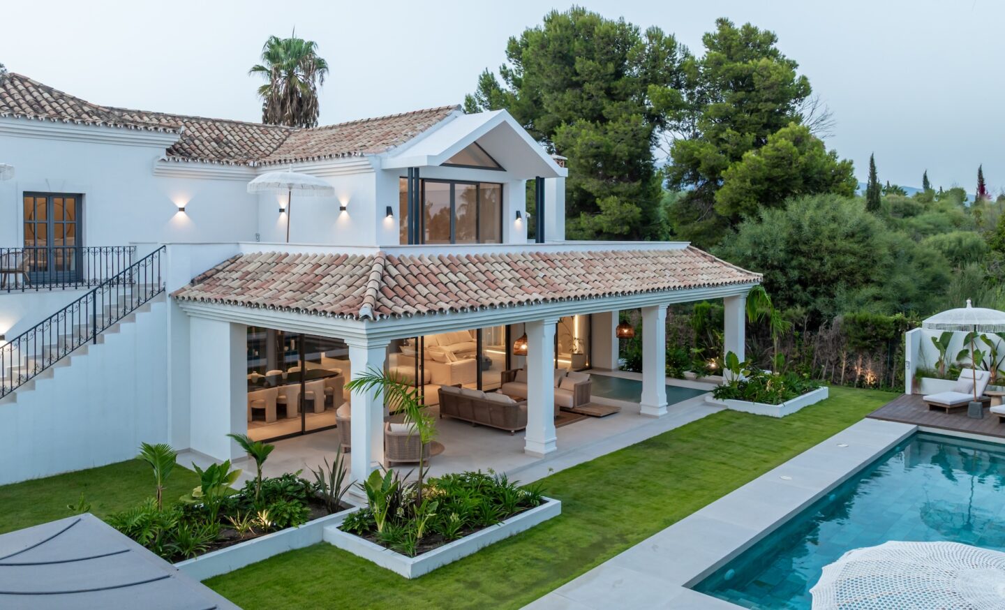 FOR SALE 🏷️ | Andalusian-Inspired Villa near Atalaya Golf ⛳ | Estepona East 🌅