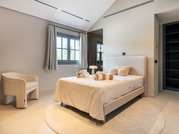 FOR SALE 🏷️ | Andalusian-Inspired Villa near Atalaya Golf ⛳ | Estepona East 🌅