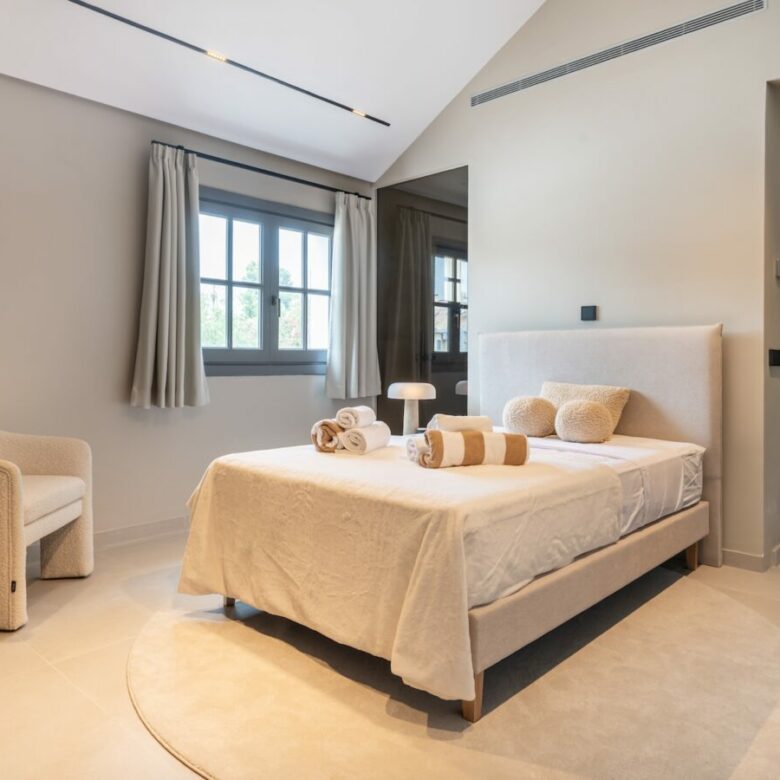 FOR SALE 🏷️ | Andalusian-Inspired Villa near Atalaya Golf ⛳ | Estepona East 🌅