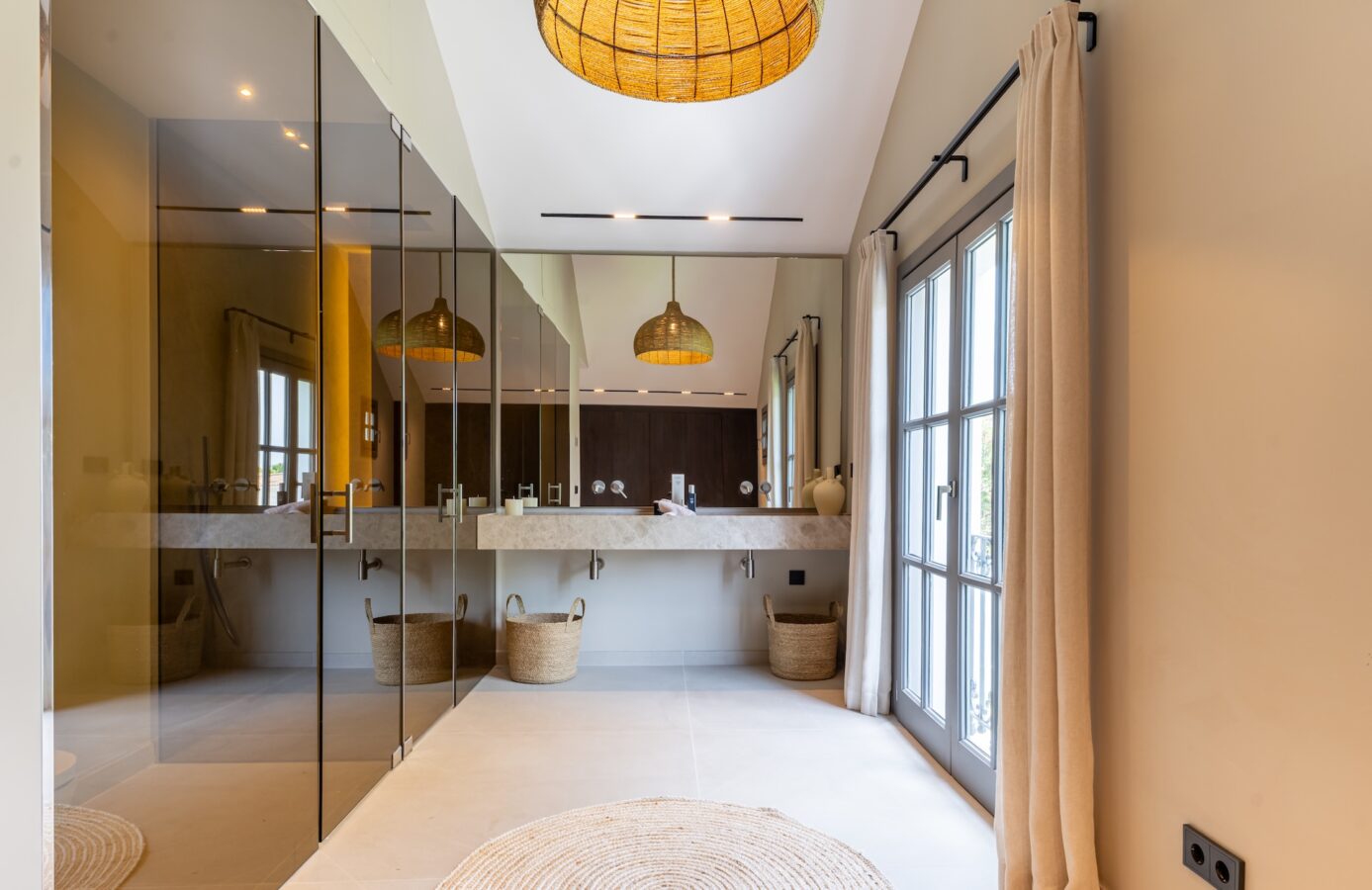 FOR SALE 🏷️ | Andalusian-Inspired Villa near Atalaya Golf ⛳ | Estepona East 🌅