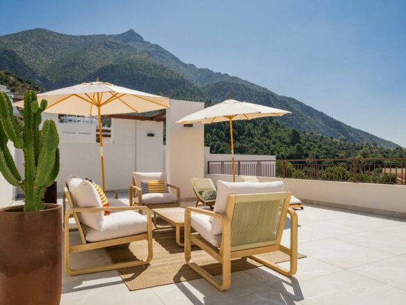 🌅 For Sale – Brand New 3B Duplex Penthouse in Istán, Marbella 🇪🇸