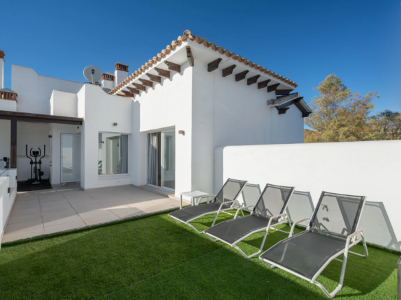 For Sale – Turnkey 3 🛏️ 3 🛁 – Penthouse Las Tortugas, Aloha, Nueva Andalucía, Marbella 🇪🇸