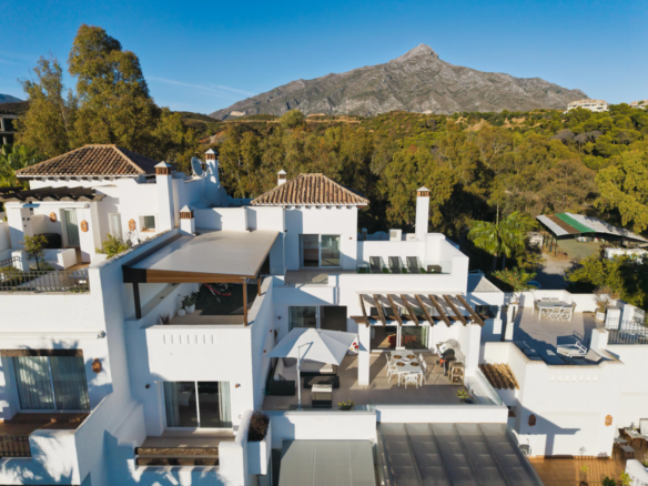 For Sale – Turnkey 3 🛏️ 3 🛁 – Penthouse Las Tortugas, Aloha, Nueva Andalucía, Marbella 🇪🇸