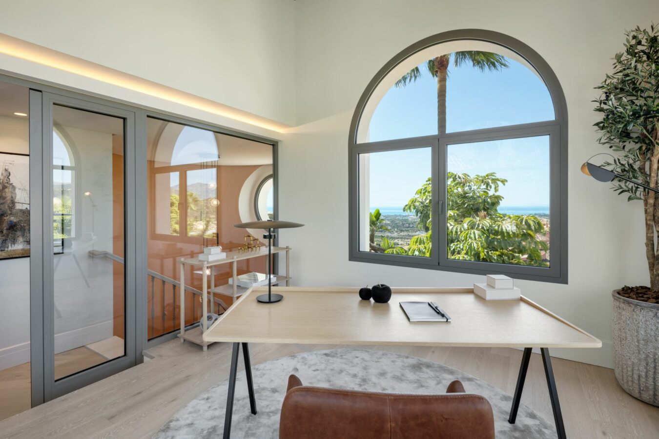Hilltop Turnkey Modern Andalusian Villa for Sale in Monte Halcones, Benahavís, Spain 🇪🇸 Panoramic Sea views