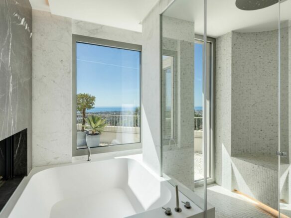 Hilltop Turnkey Modern Andalusian Villa for Sale in Monte Halcones, Benahavís, Spain 🇪🇸 Panoramic Sea views