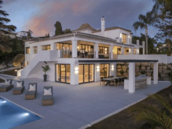 LUXURY TUNKEY VILLA FOR SALE – PARAÍSO ALTO, BENAHAVÍS! 🌴✨🇪🇸