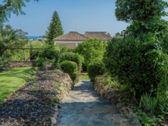 LUXURY TUNKEY VILLA FOR SALE – PARAÍSO ALTO, BENAHAVÍS! 🌴✨🇪🇸