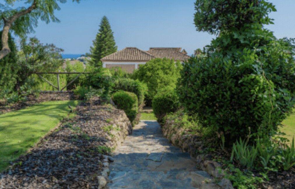 LUXURY TUNKEY VILLA FOR SALE – PARAÍSO ALTO, BENAHAVÍS! 🌴✨🇪🇸