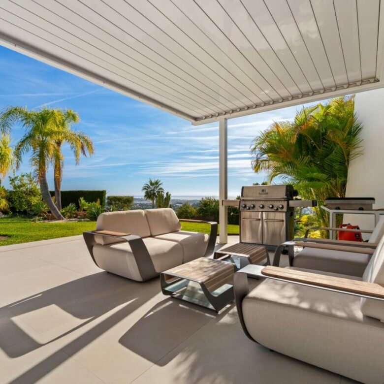 9-BEDROOM VILLA FOR SALE IN PUERTO DEL ALMENDRO, BENAHAVÍS – ULTIMATE PRIVACY & SEA VIEWS! 🌊🏡