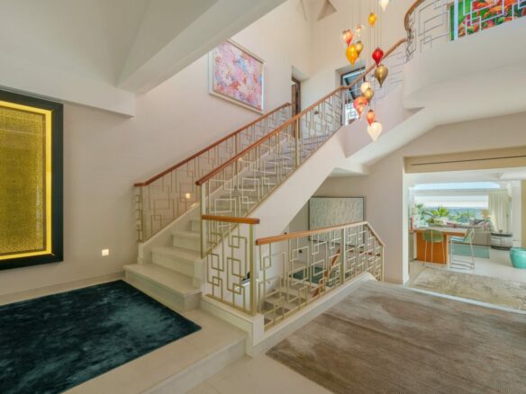 9-BEDROOM VILLA FOR SALE IN PUERTO DEL ALMENDRO, BENAHAVÍS – ULTIMATE PRIVACY & SEA VIEWS! 🌊🏡