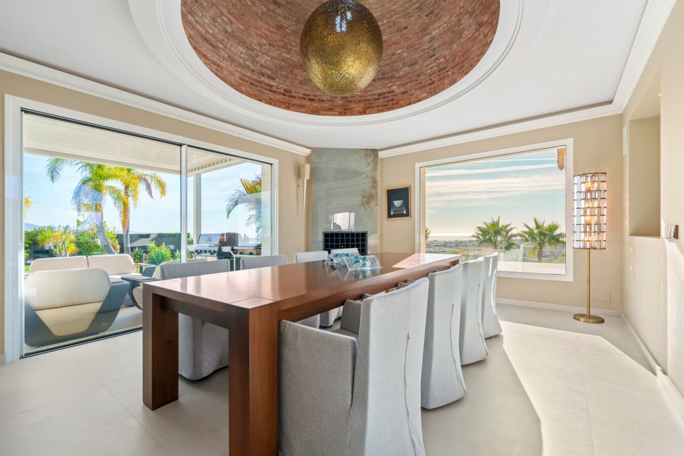 9-BEDROOM VILLA FOR SALE IN PUERTO DEL ALMENDRO, BENAHAVÍS – ULTIMATE PRIVACY & SEA VIEWS! 🌊🏡