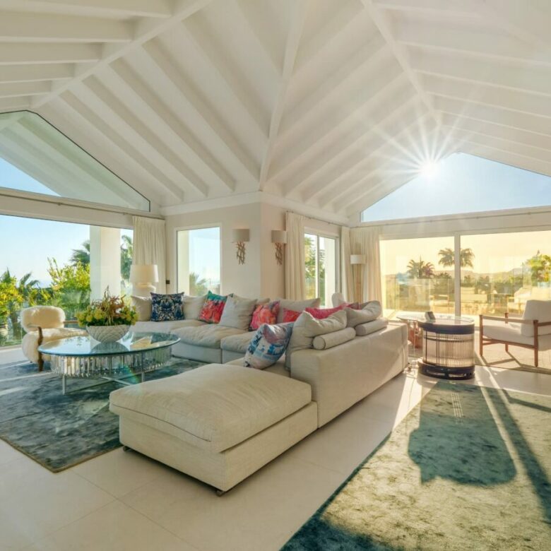 9-BEDROOM VILLA FOR SALE IN PUERTO DEL ALMENDRO, BENAHAVÍS – ULTIMATE PRIVACY & SEA VIEWS! 🌊🏡
