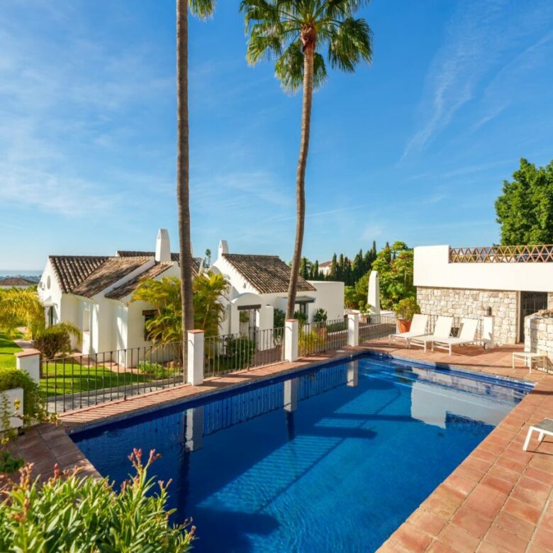 9-BEDROOM VILLA FOR SALE IN PUERTO DEL ALMENDRO, BENAHAVÍS – ULTIMATE PRIVACY & SEA VIEWS! 🌊🏡