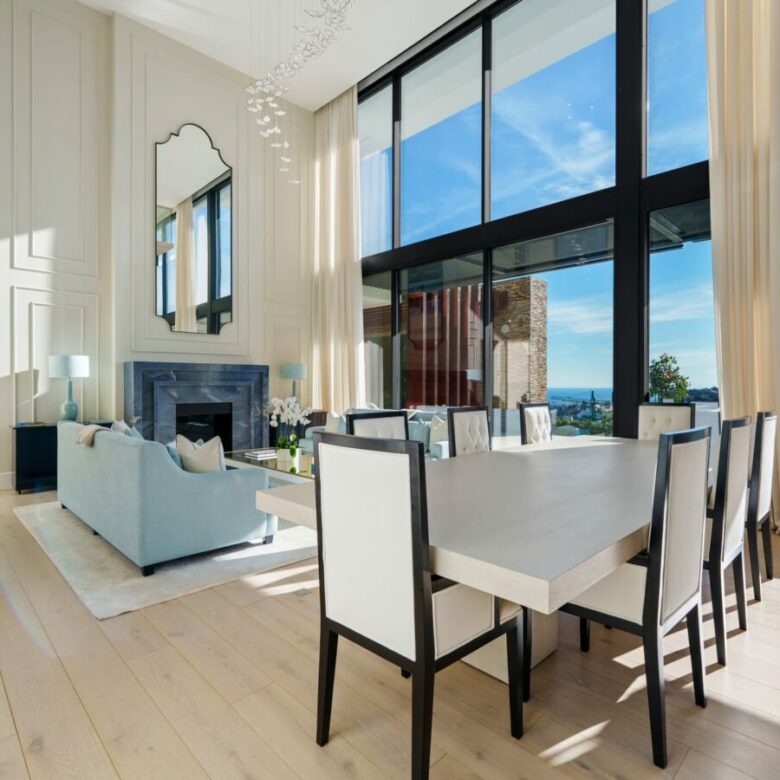 Villa for Sale in El Madroñal, Benahavís 🇪🇸 Contemporary Villa with  Panoramic Views