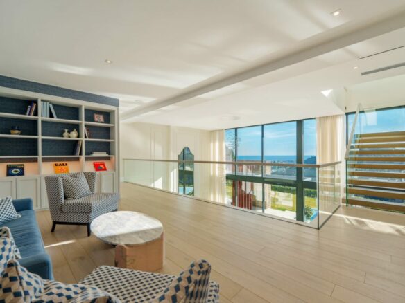 Villa for Sale in El Madroñal, Benahavís 🇪🇸 Contemporary Villa with  Panoramic Views