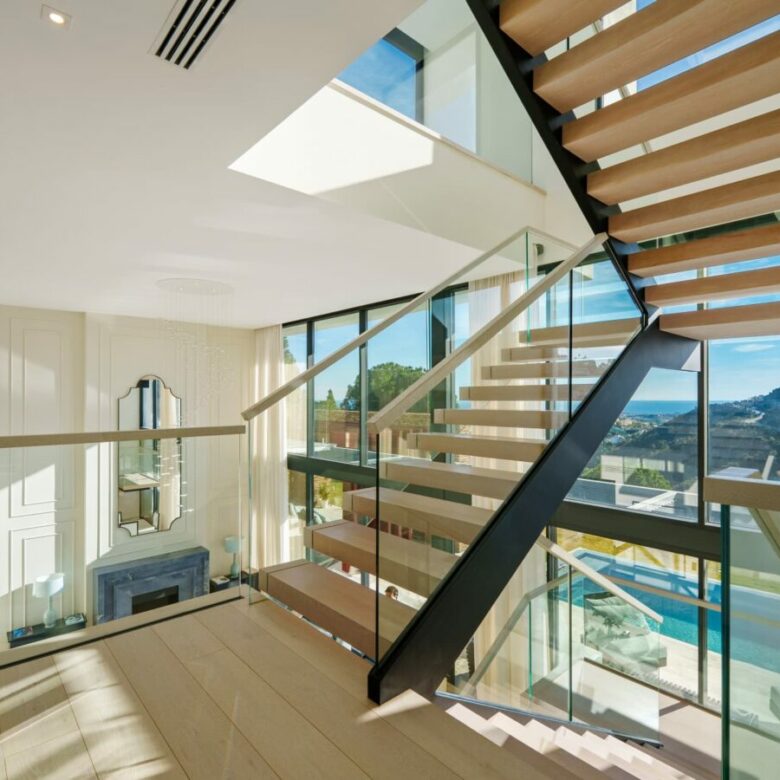 Villa for Sale in El Madroñal, Benahavís 🇪🇸 Contemporary Villa with  Panoramic Views