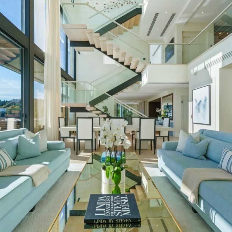 Villa for Sale in El Madroñal, Benahavís 🇪🇸 Contemporary Villa with  Panoramic Views