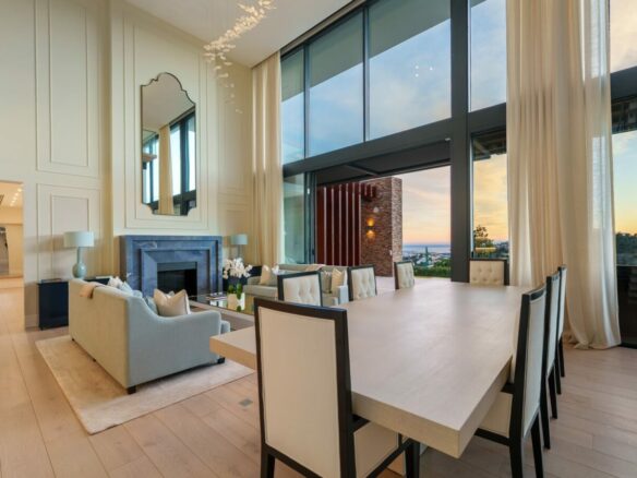 Villa for Sale in El Madroñal, Benahavís 🇪🇸 Contemporary Villa with  Panoramic Views