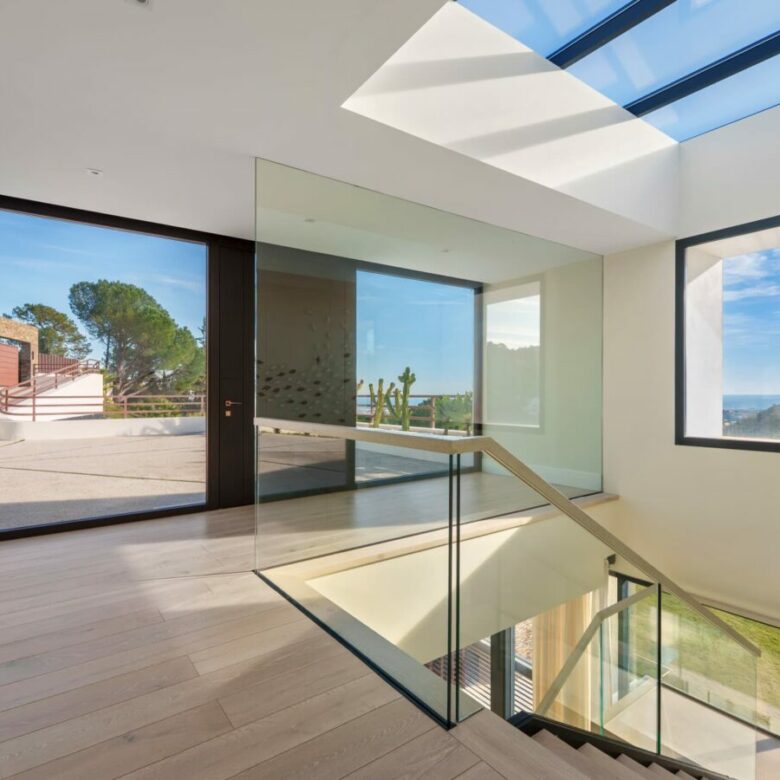 Villa for Sale in El Madroñal, Benahavís 🇪🇸 Contemporary Villa with  Panoramic Views