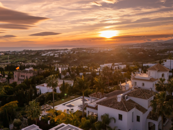 For Sale: Turnkey Luxury Villa with Panoramic Sea Views in Gated Community 🌊🏡✨ 🇪🇸