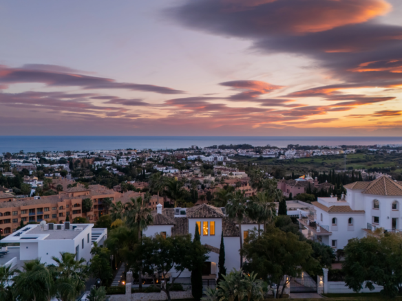 For Sale: Turnkey Luxury Villa with Panoramic Sea Views in Gated Community 🌊🏡✨ 🇪🇸