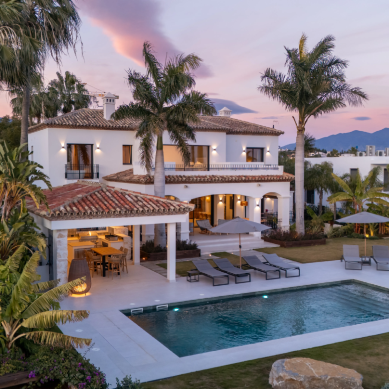 For Sale: Turnkey Luxury Villa with Panoramic Sea Views in Gated Community 🌊🏡✨ 🇪🇸