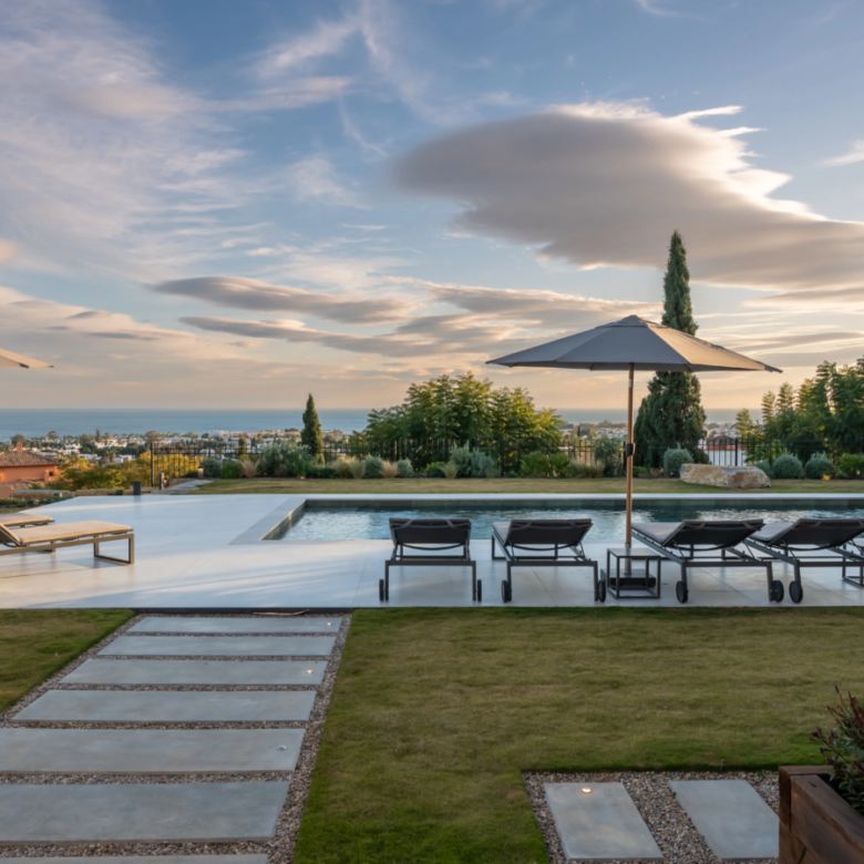 For Sale: Turnkey Luxury Villa with Panoramic Sea Views in Gated Community 🌊🏡✨ 🇪🇸