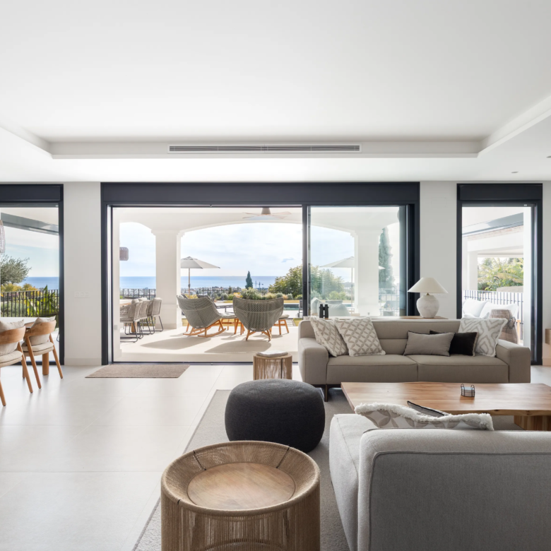 For Sale: Turnkey Luxury Villa with Panoramic Sea Views in Gated Community 🌊🏡✨ 🇪🇸