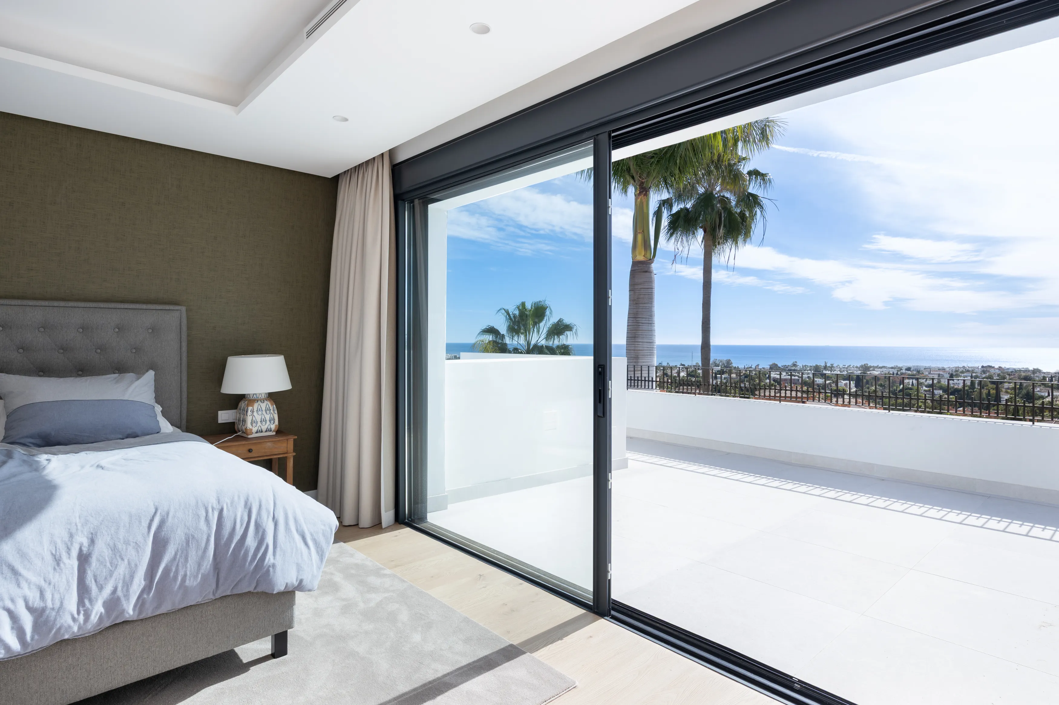 For Sale: Turnkey Luxury Villa with Panoramic Sea Views in Gated Community 🌊🏡✨ 🇪🇸
