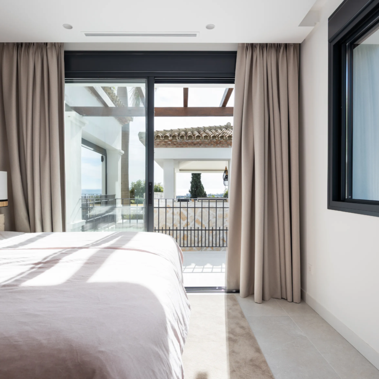 For Sale: Turnkey Luxury Villa with Panoramic Sea Views in Gated Community 🌊🏡✨ 🇪🇸