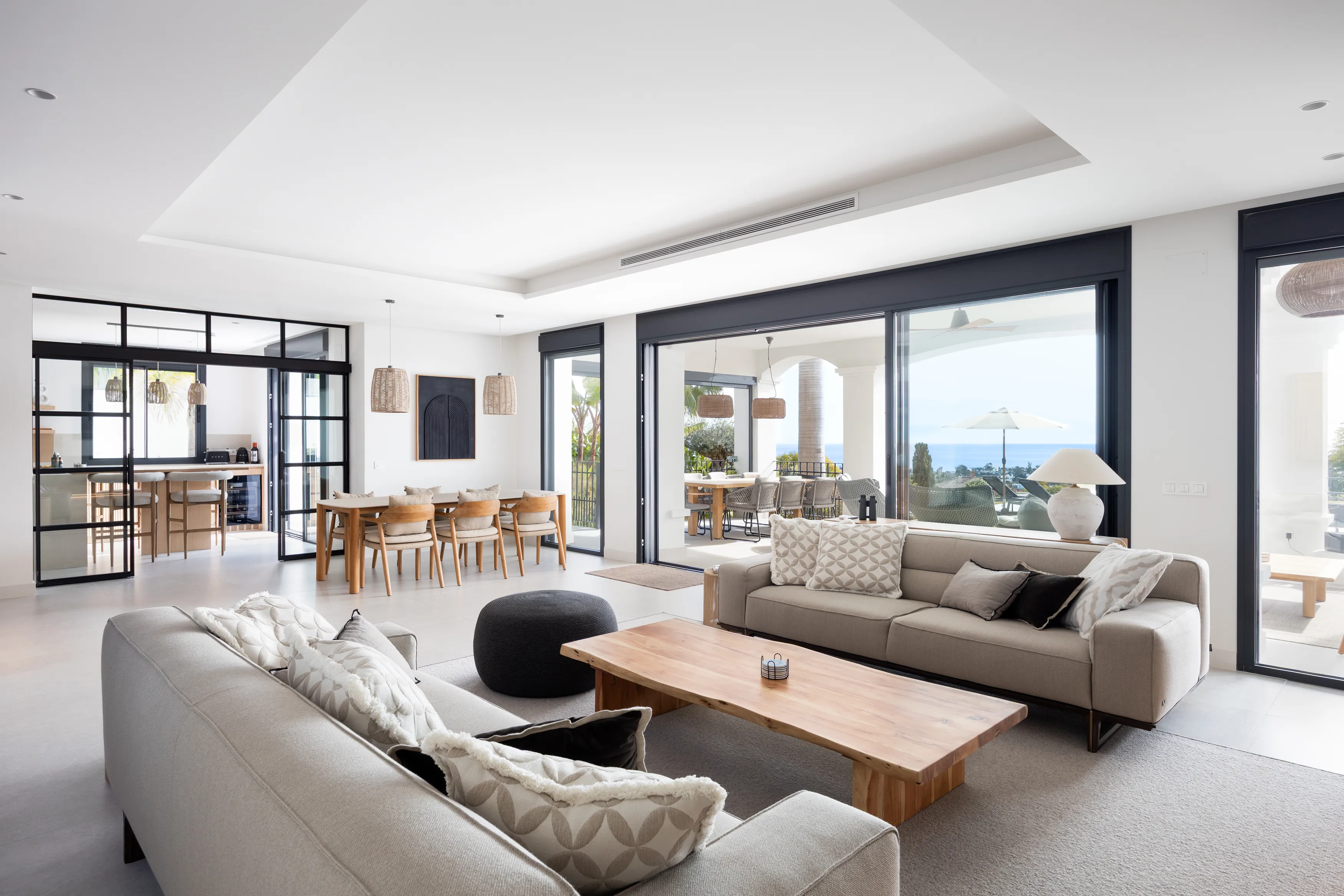 For Sale: Turnkey Luxury Villa with Panoramic Sea Views in Gated Community 🌊🏡✨ 🇪🇸