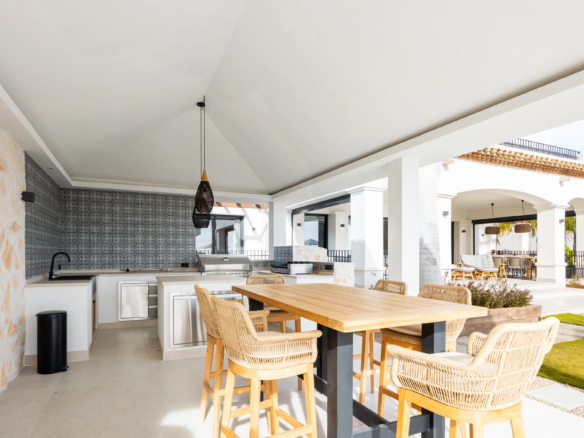 For Sale: Turnkey Luxury Villa with Panoramic Sea Views in Gated Community 🌊🏡✨ 🇪🇸