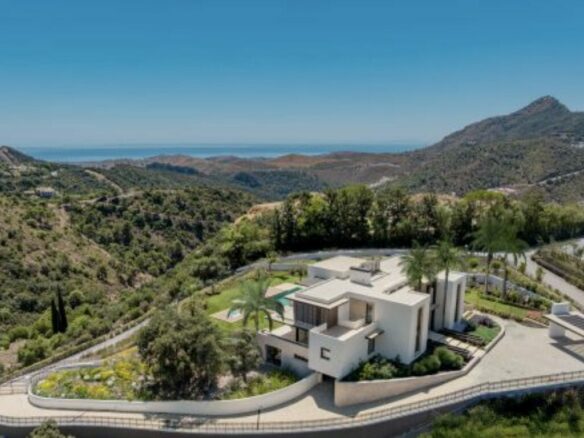 For Sale: Brand-New Modern  Villa with Sea Views – La Zagaleta, Benahavís 🇪🇸