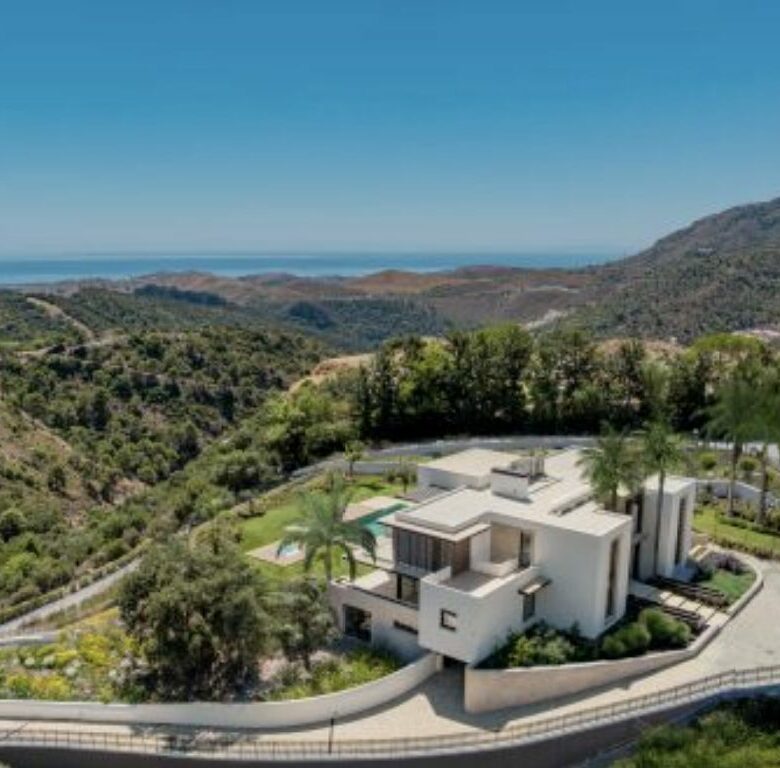 For Sale: Brand-New Modern  Villa with Sea Views – La Zagaleta, Benahavís 🇪🇸