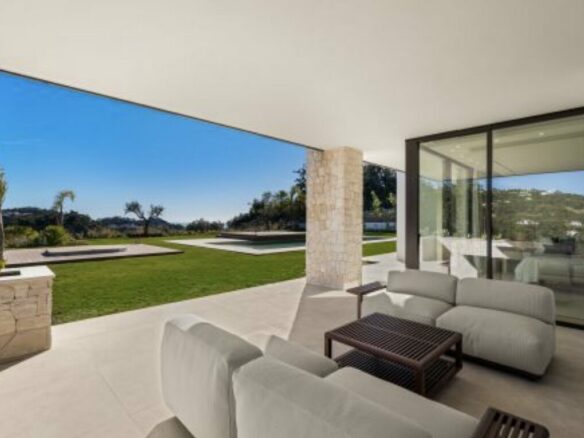 For Sale: Brand-New Modern  Villa with Sea Views – La Zagaleta, Benahavís 🇪🇸