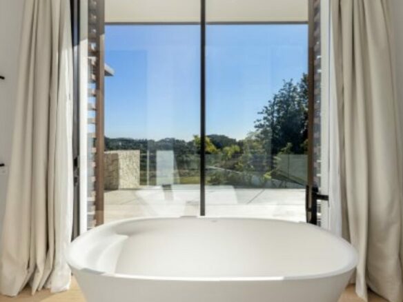 For Sale: Brand-New Modern  Villa with Sea Views – La Zagaleta, Benahavís 🇪🇸