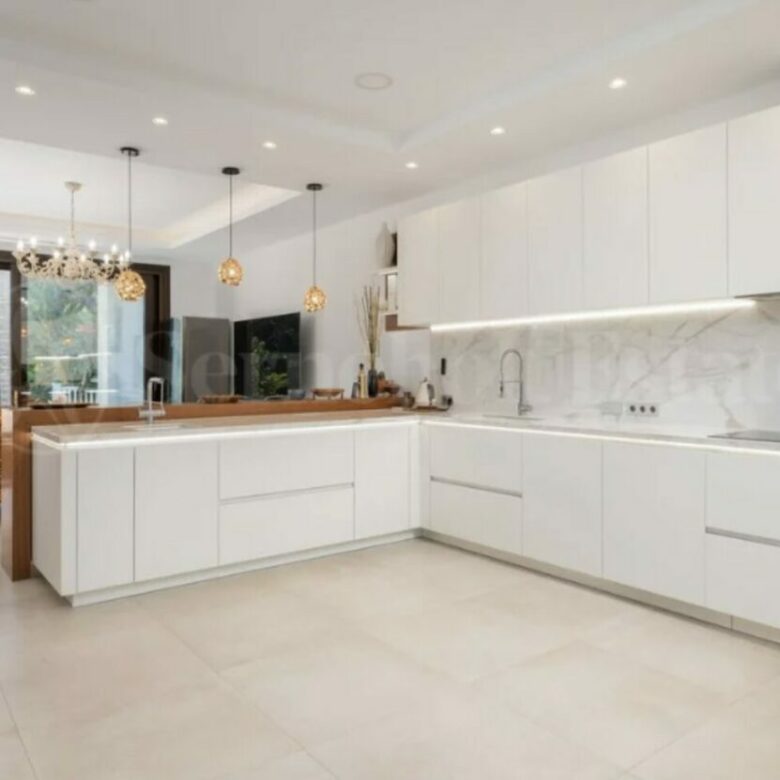 For sale Beachside Modern Dream Home Villa in Exclusive Guadalmina Baja 🇪🇸🏖️.