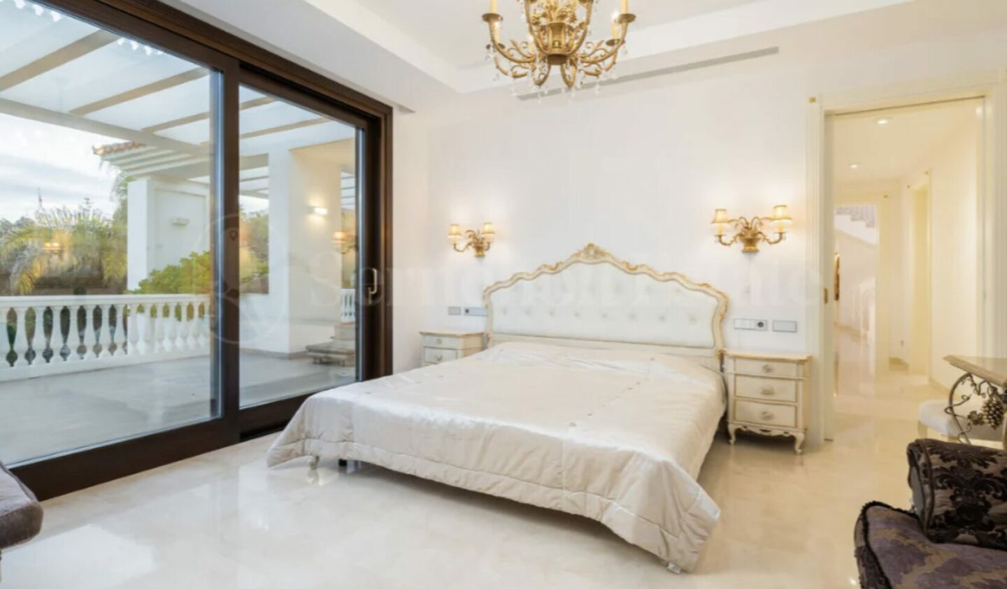 for-sale-beachside-modern-dream-home-villa-in-exclusive-guadalmina-baja 2026-02-18 at 16.32.19 For sale Beachside Modern Dream Home Villa in Exclusive Guadalmina Baja πͺπΈποΈ.