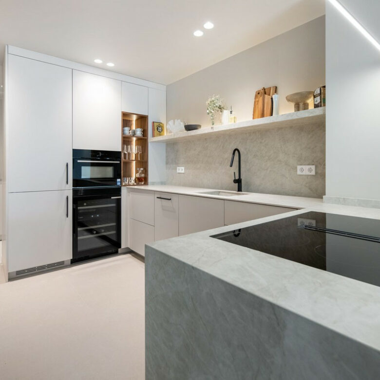 For sale – Turnkey 🇪🇸 La Quinta Golf Front 3-Bed Turnkey Duplex – West-Facing Terrace + Pool!