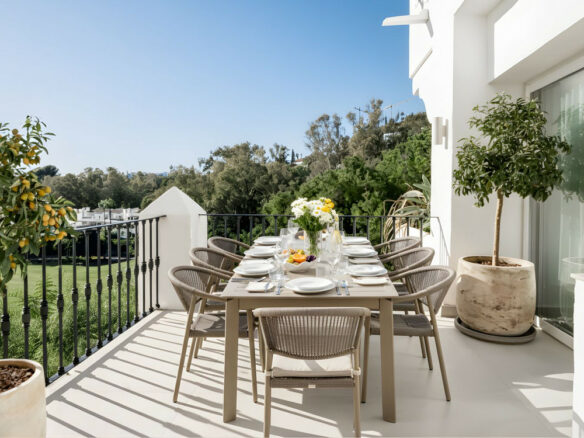 For sale – Turnkey 🇪🇸 La Quinta Golf Front 3-Bed Turnkey Duplex – West-Facing Terrace + Pool!
