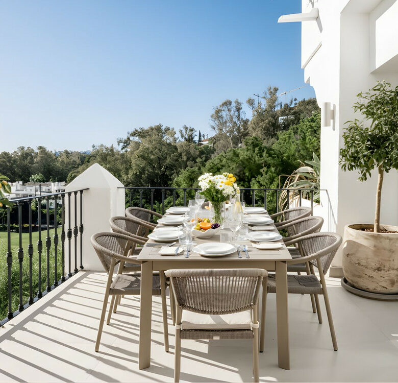 For sale – Turnkey 🇪🇸 La Quinta Golf Front 3-Bed Turnkey Duplex – West-Facing Terrace + Pool!