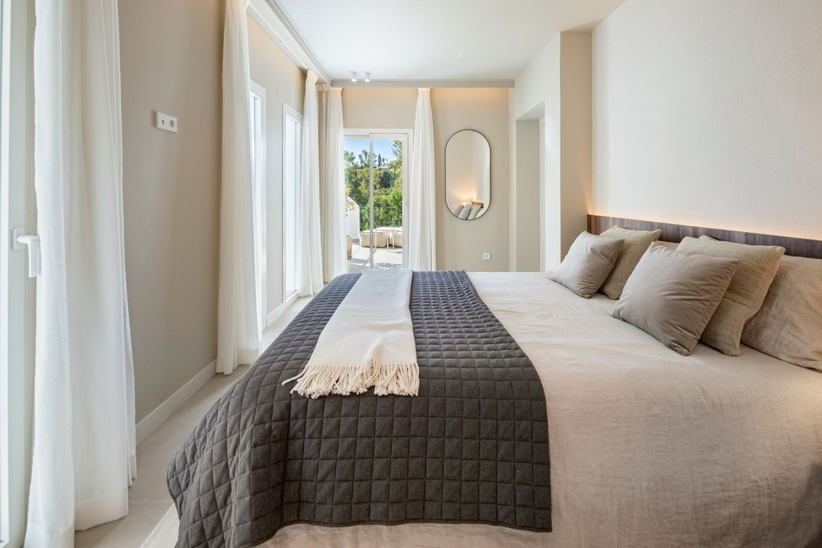 21-2c707e7c511429b4f8ec4ee5f221ddb6 For sale – Turnkey πͺπΈ La Quinta Golf Front 3-Bed Turnkey Duplex β West-Facing Terrace + Pool!