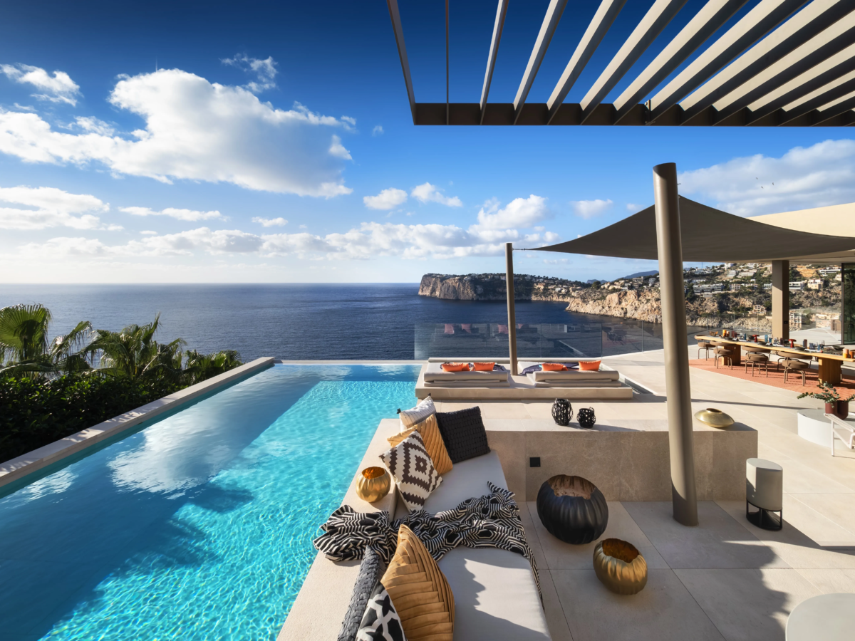 3c0fffcd-1c77-4616-a9fb-1f83c92889d6 For sale πͺπΈ A Modern – Masterpiece in Port Andratx – Seaviews
