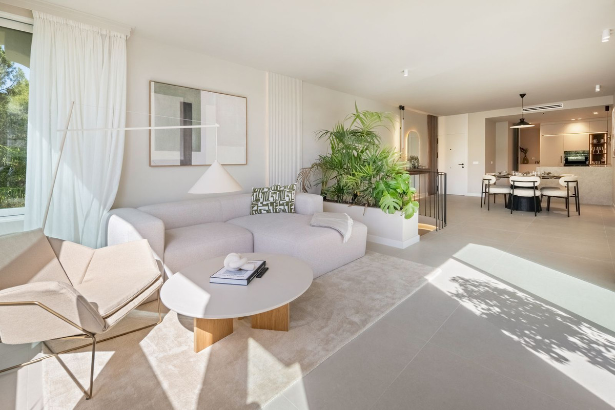 4-c23c0f86247804fa50226aecd8b0b2c8 For sale – Turnkey πͺπΈ La Quinta Golf Front 3-Bed Turnkey Duplex β West-Facing Terrace + Pool!