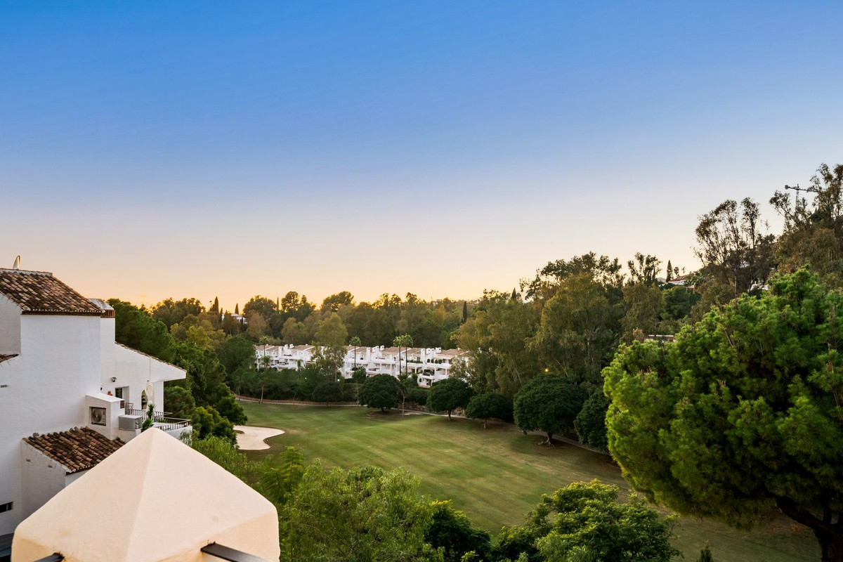 49-e4a2fb57c7644d14d3ccd34084db1526 For sale – Turnkey πͺπΈ La Quinta Golf Front 3-Bed Turnkey Duplex β West-Facing Terrace + Pool!