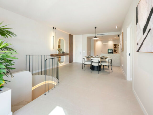 For sale – Turnkey 🇪🇸 La Quinta Golf Front 3-Bed Turnkey Duplex – West-Facing Terrace + Pool!